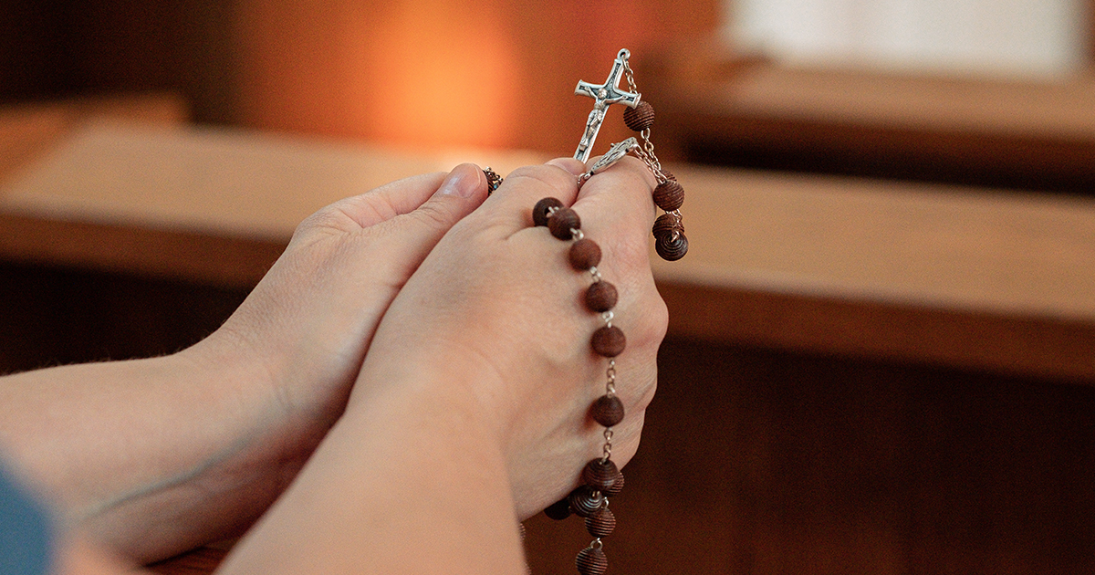 How does a habit rosary represent a community? | A Nun's Life Ministry