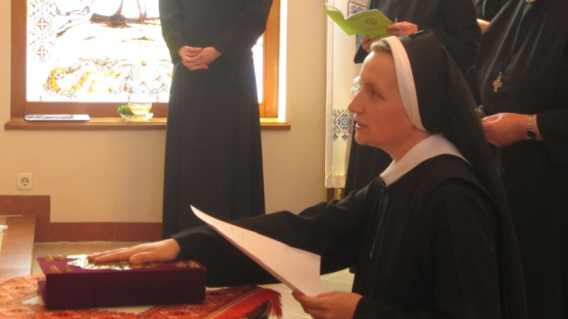 Sr. Teodozija Myroslava Mostepaniuk makes her final profession as a Sister of the Order of St. Basil the Great (Province of St. Michael the Archangel, Croatia)